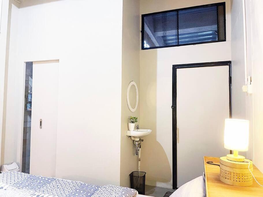 Teras Sabin Hotel Ngabean Bagian luar foto